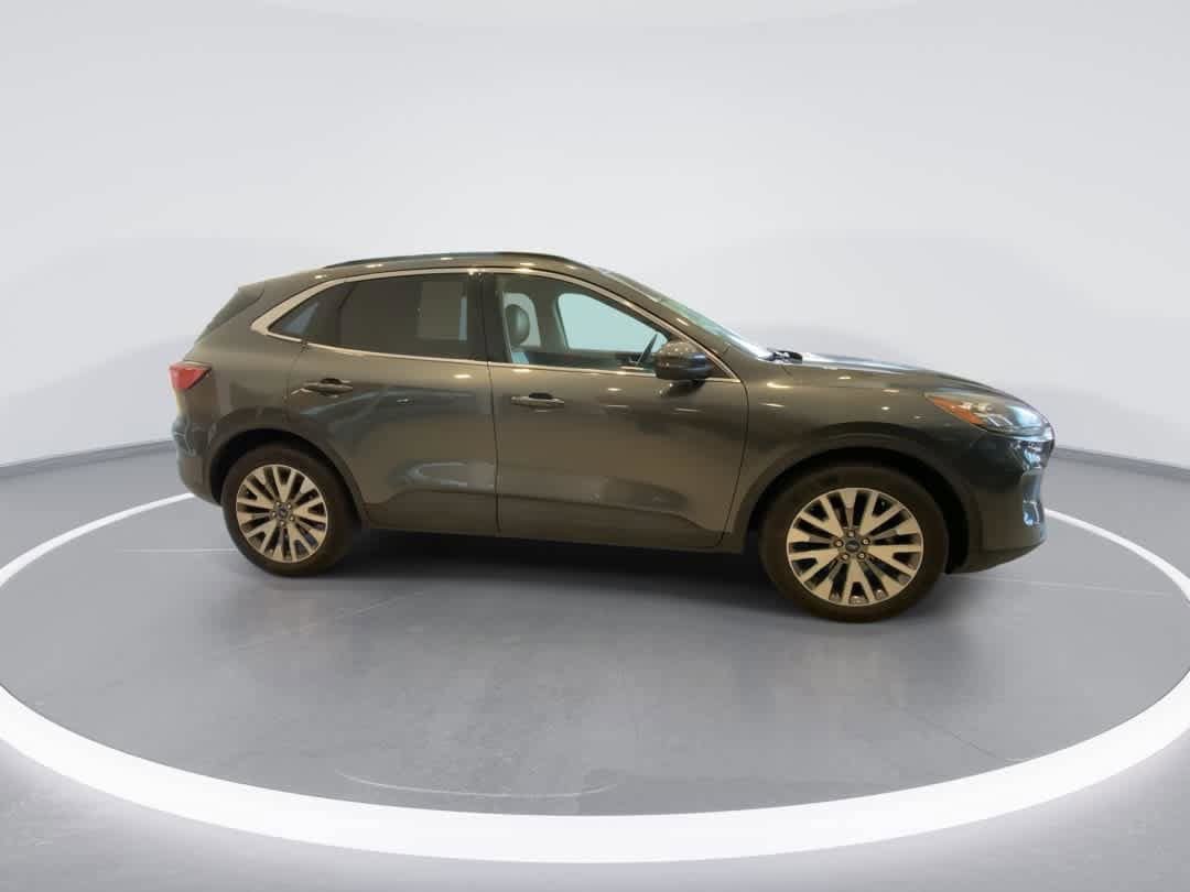 Used 2020 Ford Escape Titanium AWD/4WD image 9