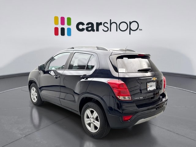 Used 2022 Chevrolet Trax LT w/ LT Convenience Package image 3