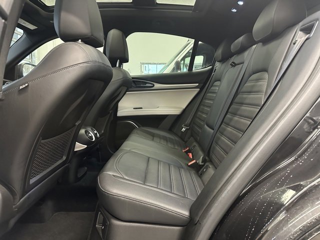 Used 2021 Alfa Romeo Stelvio Ti Sport image 12