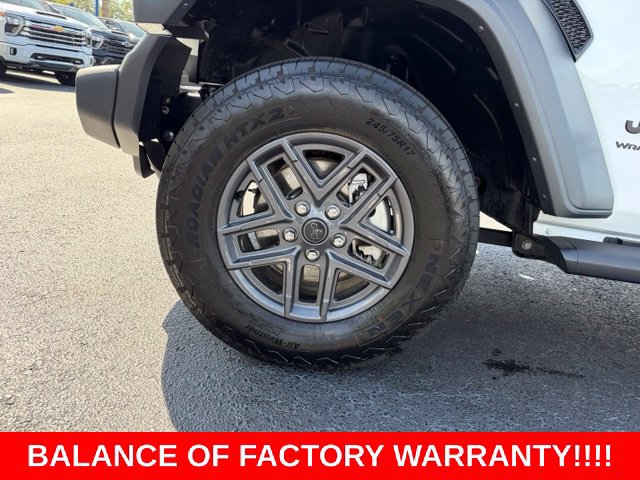 Used 2025 Jeep Wrangler Unlimited Sport AWD/4WD image 9