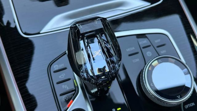Used 2020 BMW X7 M50i image 97