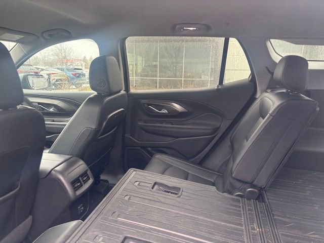Used 2023 GMC Terrain SLT w/ LPO, Floor Liner Package image 9