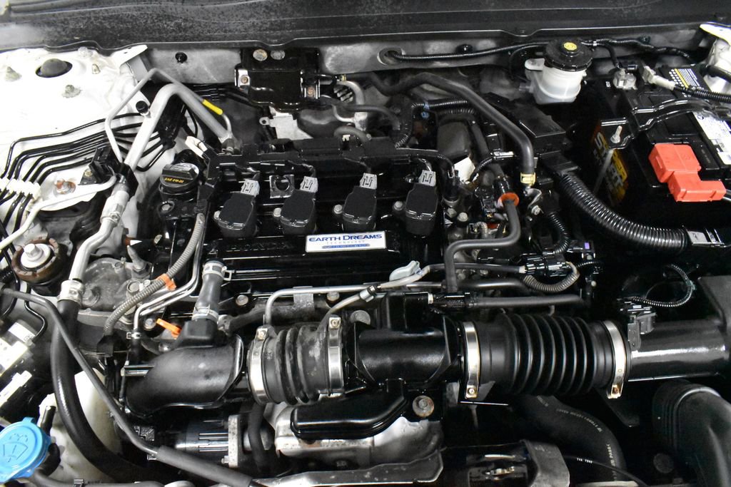 Used 2018 Honda Accord EX image 10