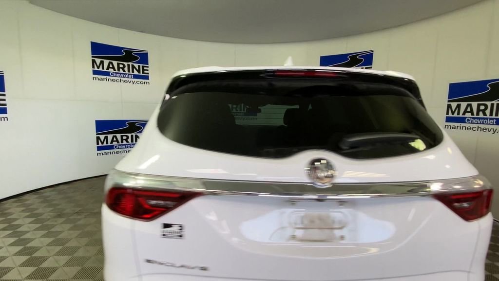 Used 2023 Buick Enclave Essence w/ Experience Buick Package FWD image 9