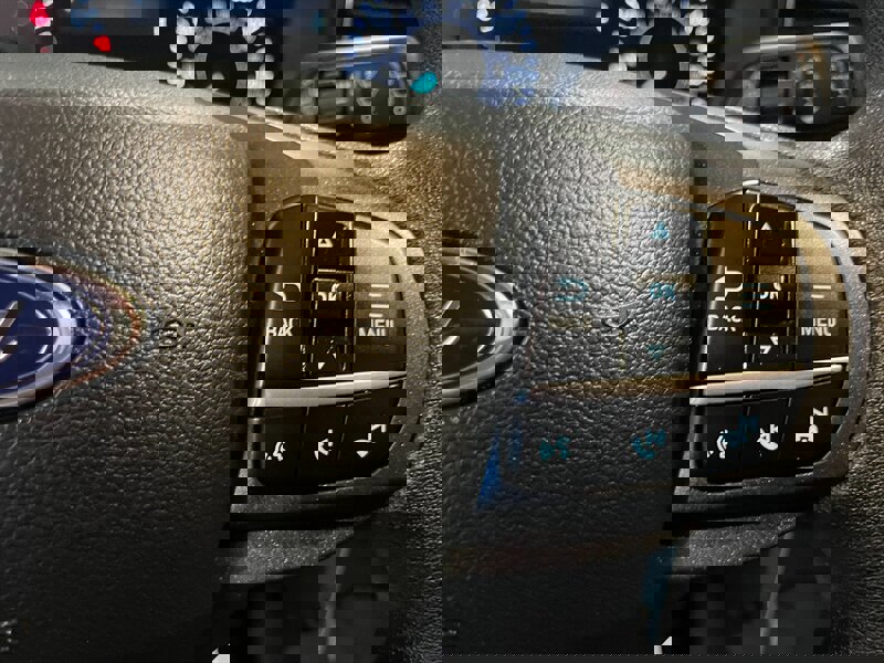 Used 2022 Ford Explorer 4WD w/ Class IV Trailer Tow Package image 11