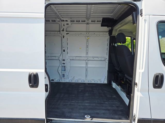 Used 2023 RAM ProMaster 2500 FWD image 10