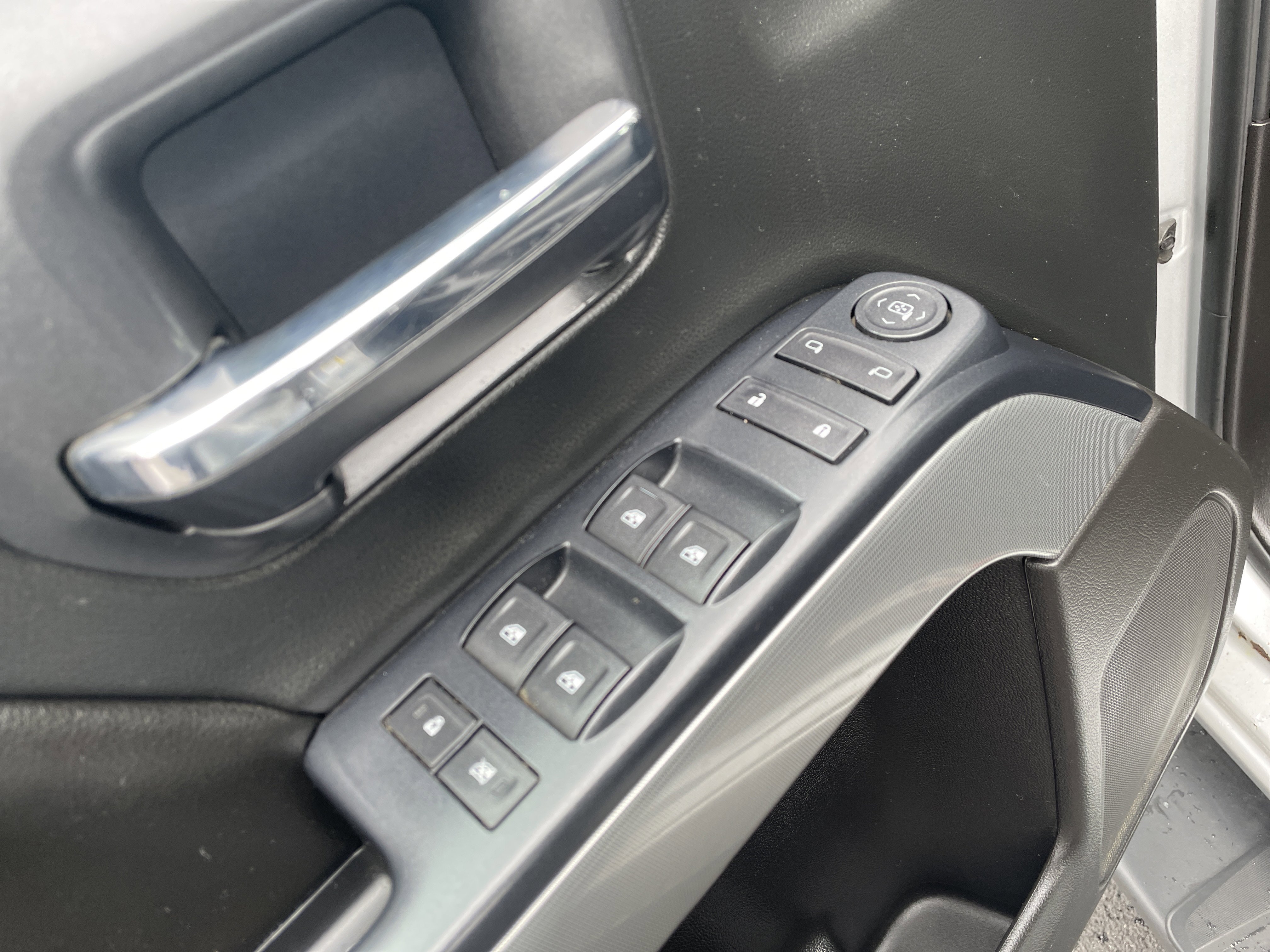 Used 2016 Chevrolet Silverado 1500 LT w/ All Star Edition image 19