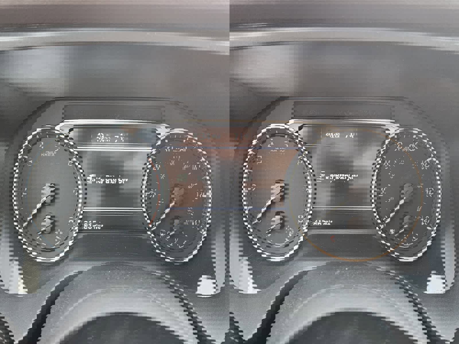 Used 2023 Nissan Rogue SV image 14