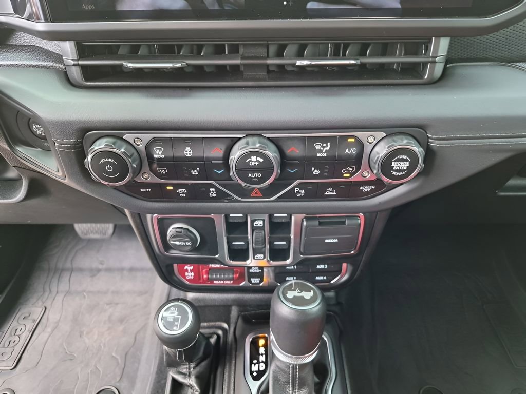 Used 2024 Jeep Wrangler Unlimited Rubicon 392 AWD/4WD image 39