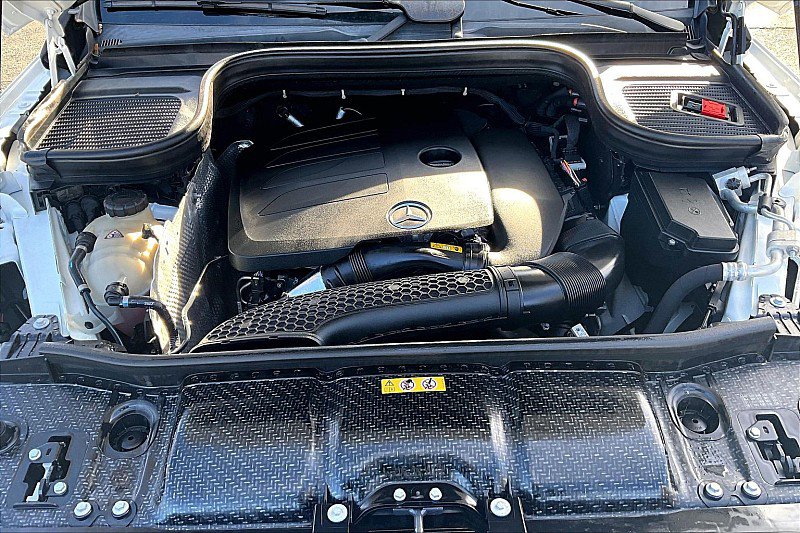 Used 2021 Mercedes-Benz GLE 350 4MATIC w/ Premium Package image 9