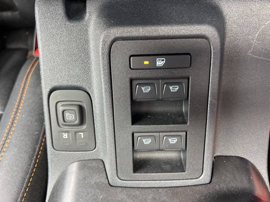 Used 2023 Ford Bronco Badlands image 27