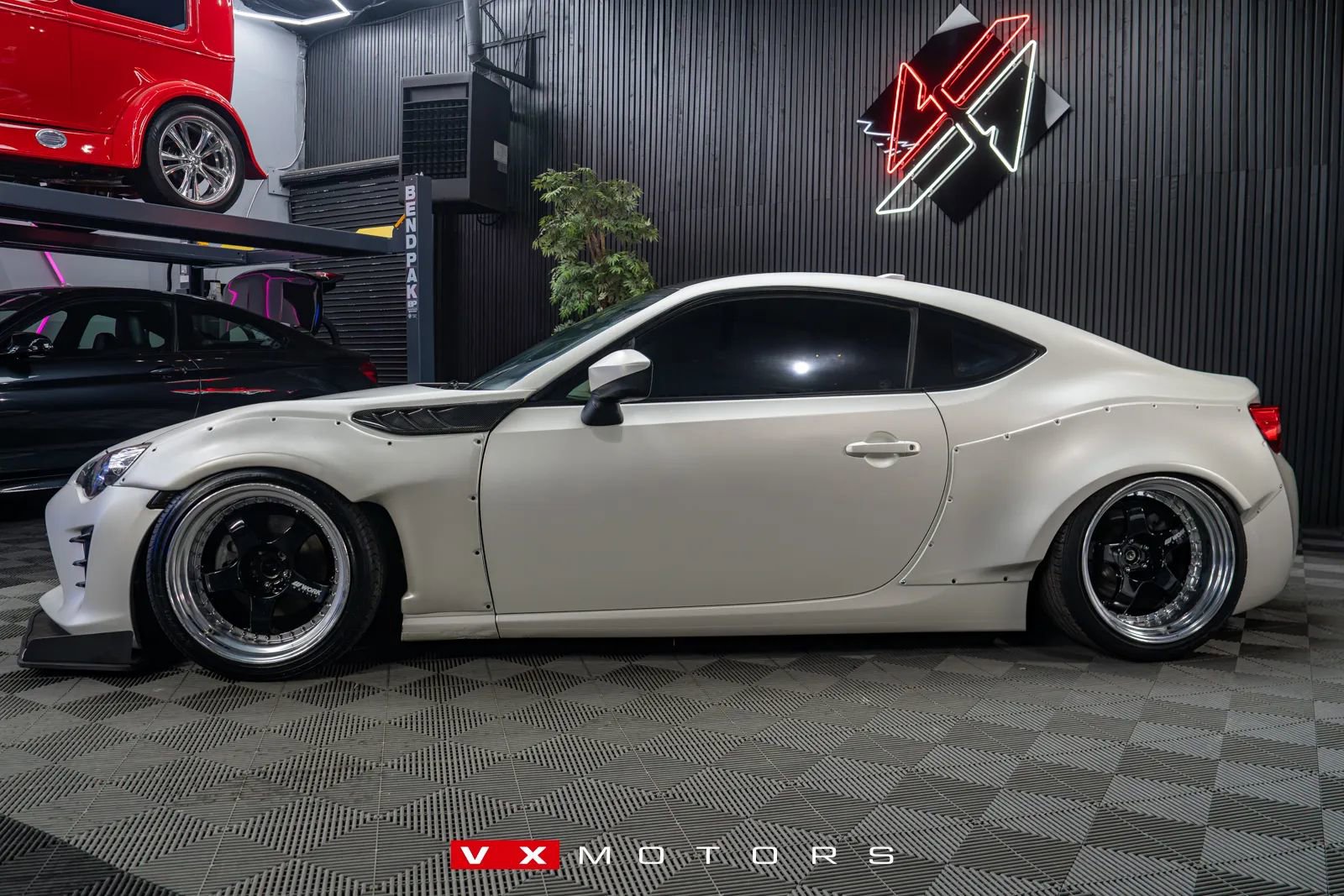 Used 2017 Toyota 86 image 8