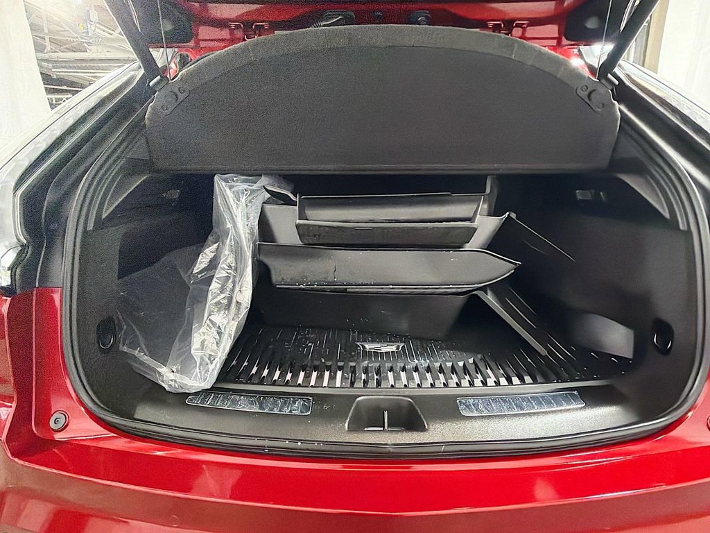 Used 2025 Cadillac XT4 Sport image 26