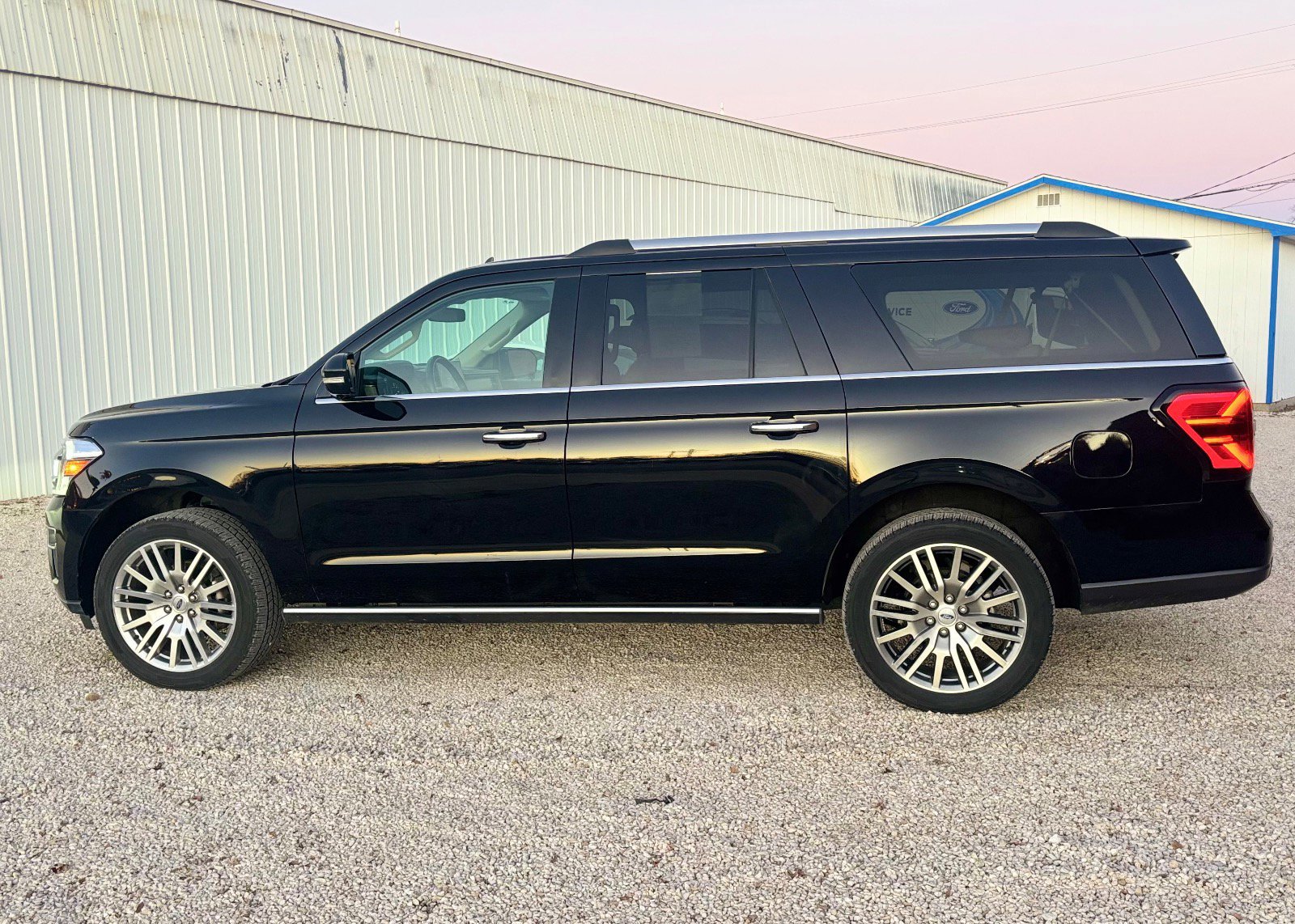 Certified 2024 Ford Expedition Max Limited AWD/4WD image 12