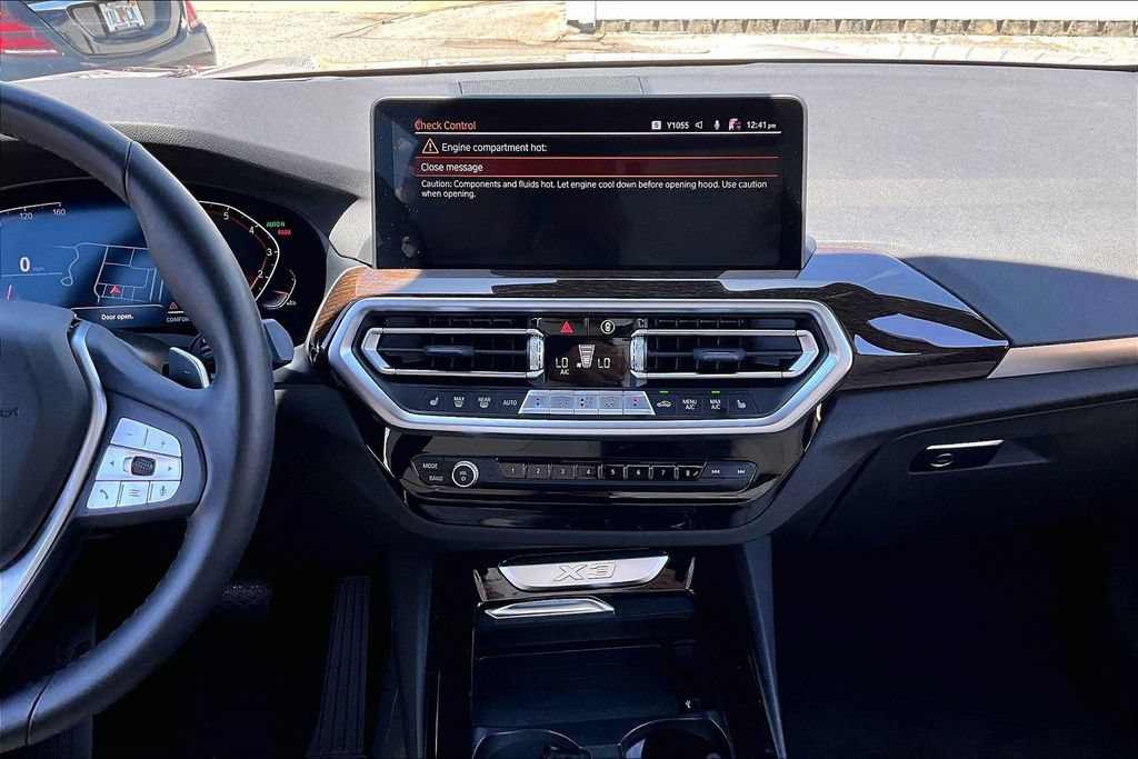 Certified 2024 BMW X3 sDrive30i w/ Premium Package RWD image 9