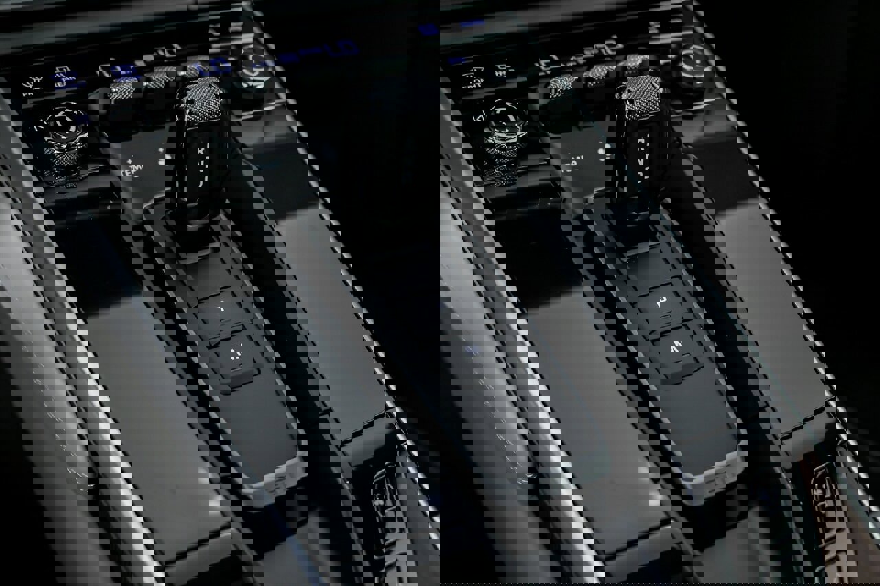 Used 2021 Porsche 911 Carrera image 38