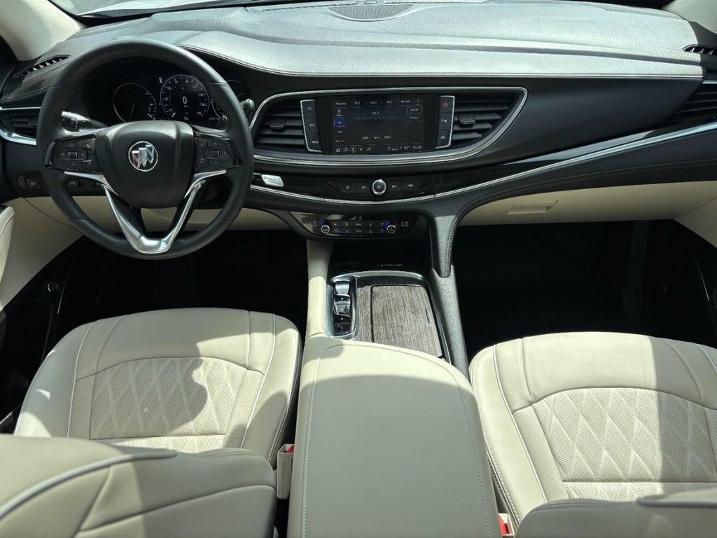 Used 2023 Buick Enclave Avenir w/ Avenir Technology Package AWD/4WD image 13