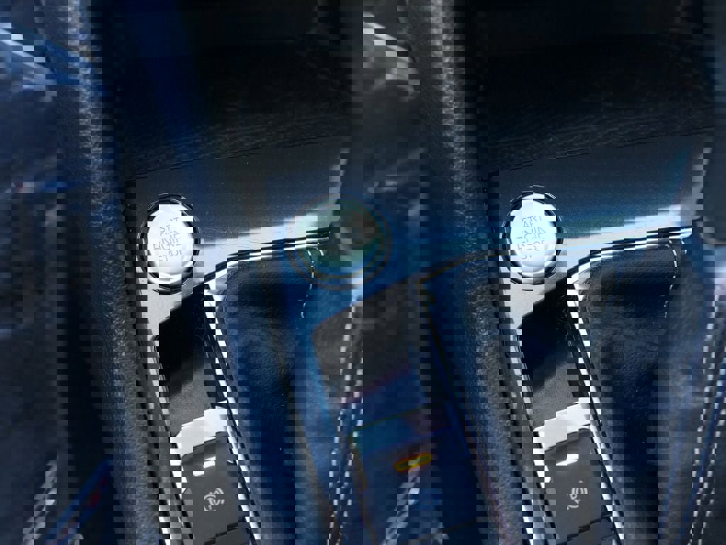 Used 2022 Volkswagen Tiguan SE image 21