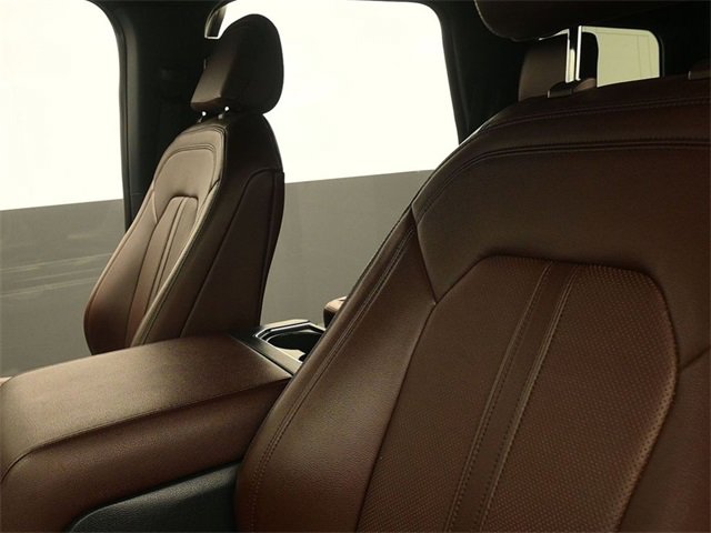 Used 2022 Ford Expedition Limited image 20