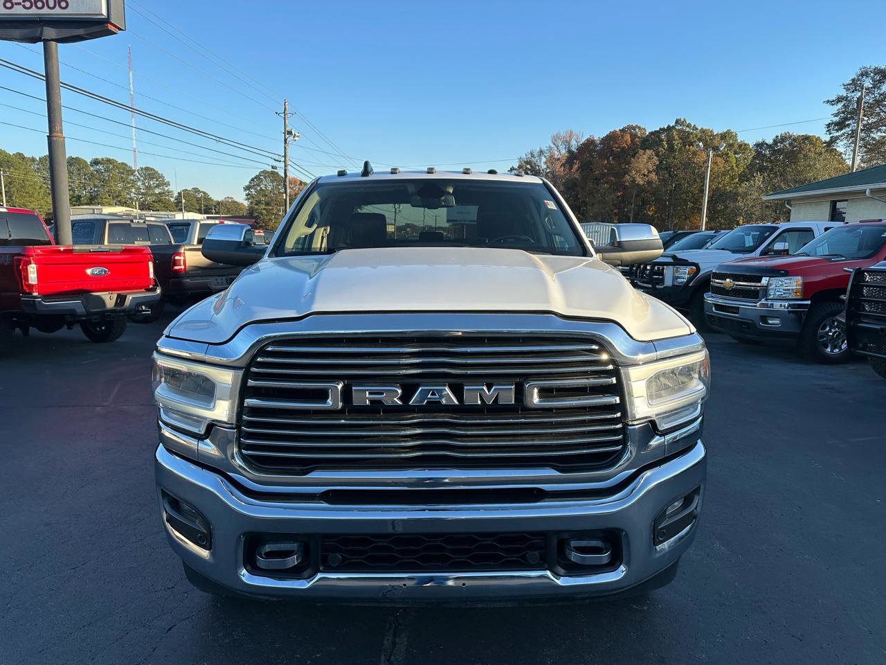 Used 2022 RAM 2500 Laramie AWD/4WD image 2
