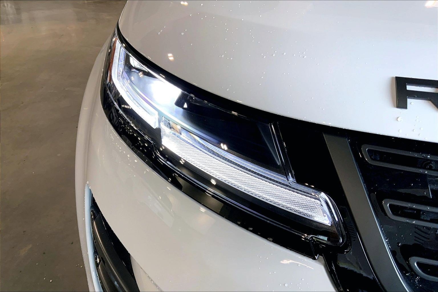 New 2026 Land Rover Range Rover Evoque Dynamic SE image 13