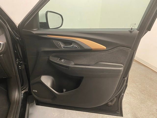 Used 2021 Chevrolet TrailBlazer ACTIV w/ Sun and Liftgate Package AWD/4WD image 25