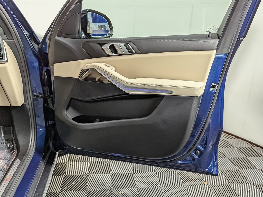 Used 2021 BMW X5 xDrive40i w/ Convenience Package image 26