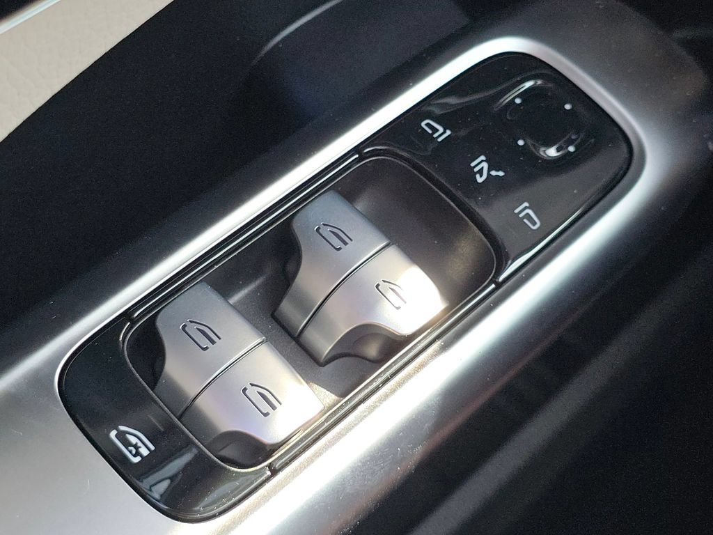 New 2026 Mercedes-Benz C 300 4MATIC Sedan image 28