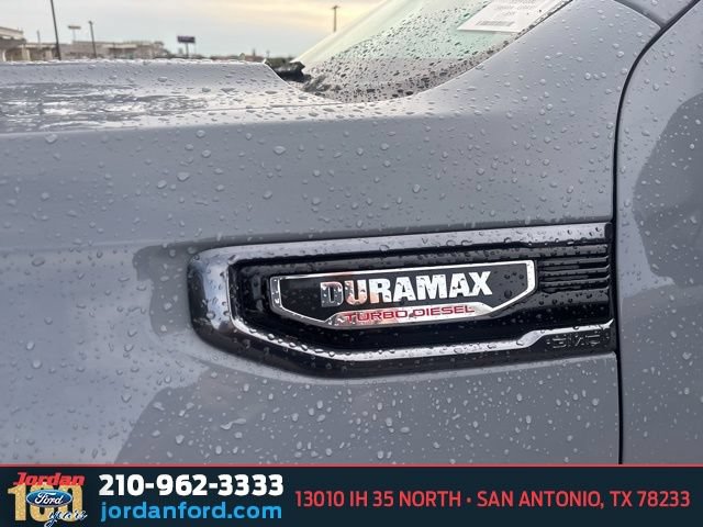 Used 2025 GMC Sierra 1500 AT4 w/ AT4 Premium Package AWD/4WD image 5