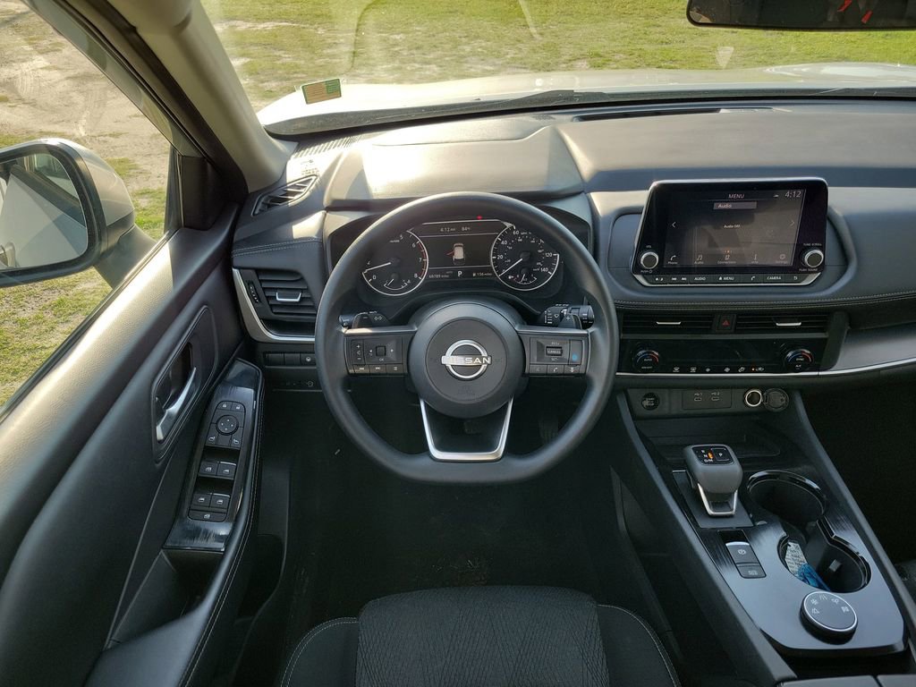 Used 2024 Nissan Rogue SV AWD/4WD image 30