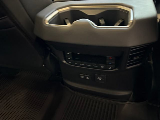 New 2026 Toyota Sequoia Platinum AWD/4WD image 38