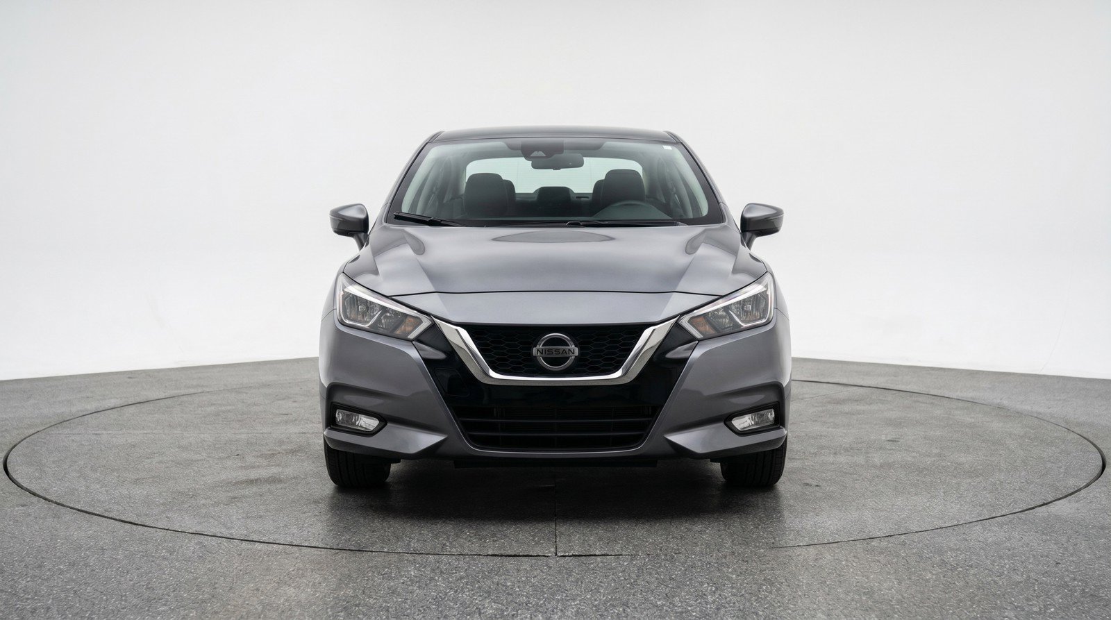 Used 2025 Nissan Versa SV FWD image 2