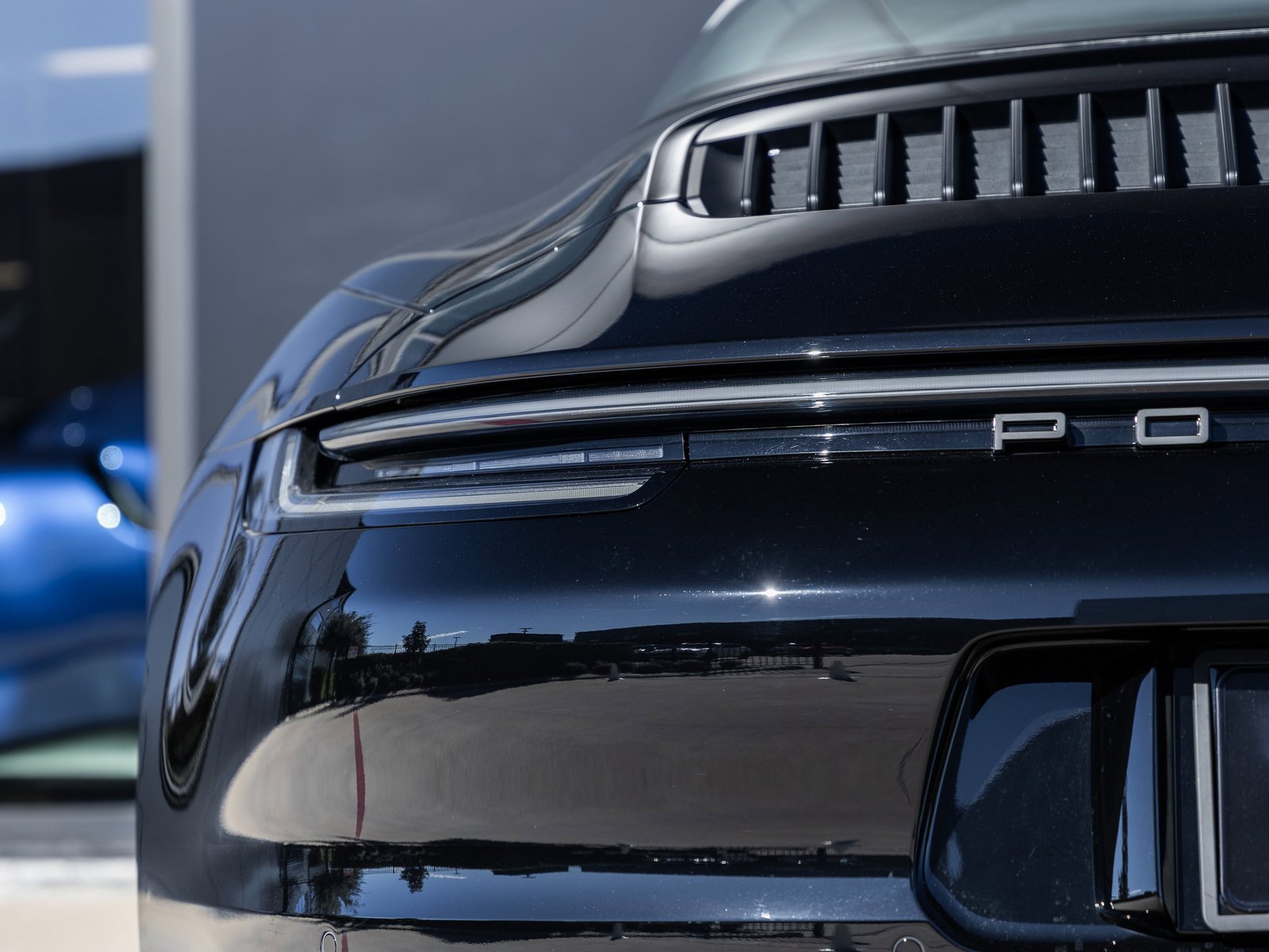 Certified 2024 Porsche 911 Targa Edition 50 Years Porsche image 15