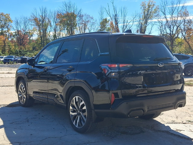 New 2026 Subaru Forester Touring AWD/4WD image 4