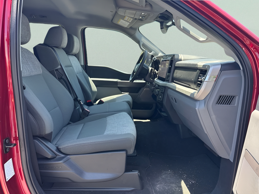 Used 2026 Ford F350 XLT w/ XLT Premium Package AWD/4WD image 33