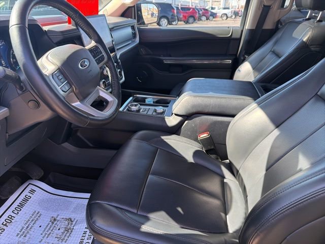 Used 2024 Ford Expedition XLT image 29