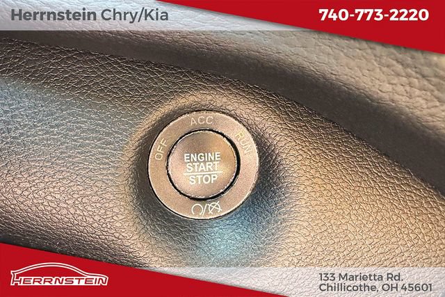 Used 2020 Jeep Cherokee Trailhawk w/ Cold Weather Group AWD/4WD image 21