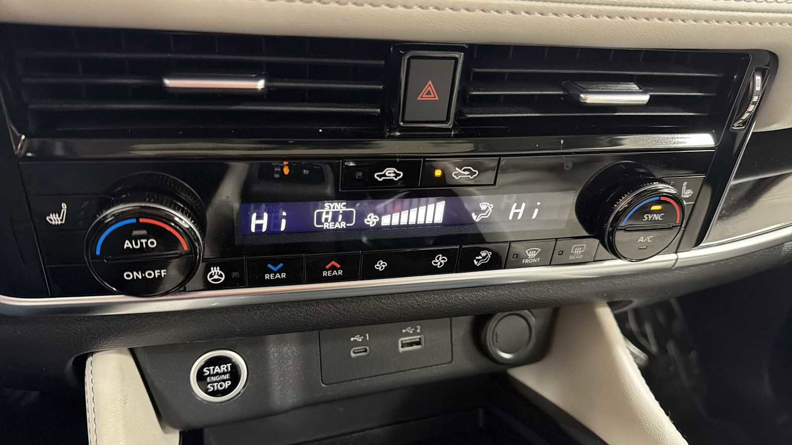 Used 2023 Nissan Rogue SL w/ SL Premium Package image 21