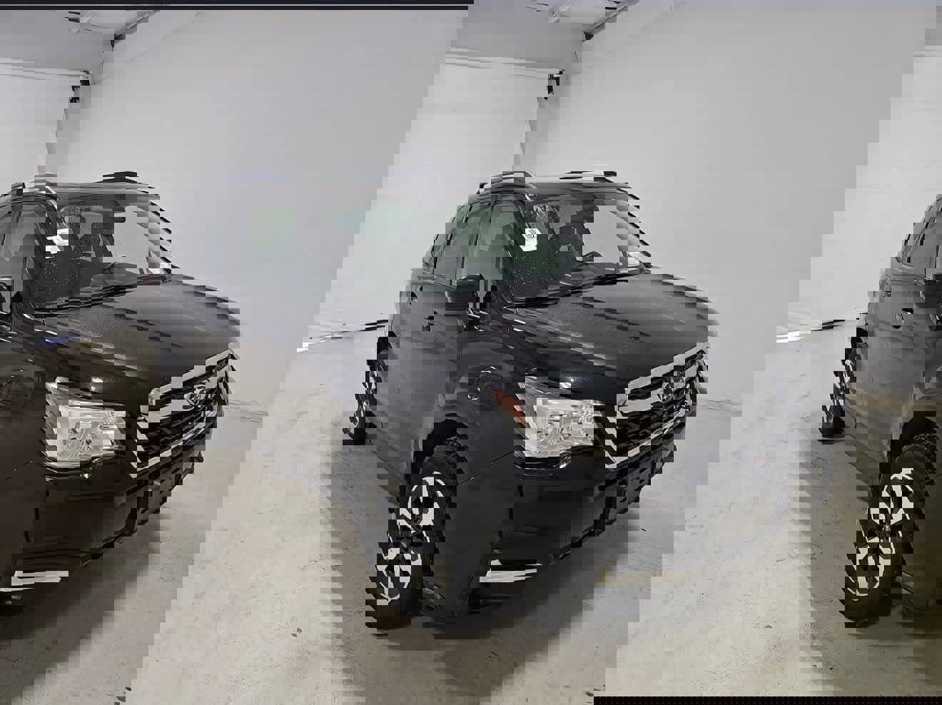 Used 2018 Subaru Forester 2.5i Premium w/ All-Weather Package image 2