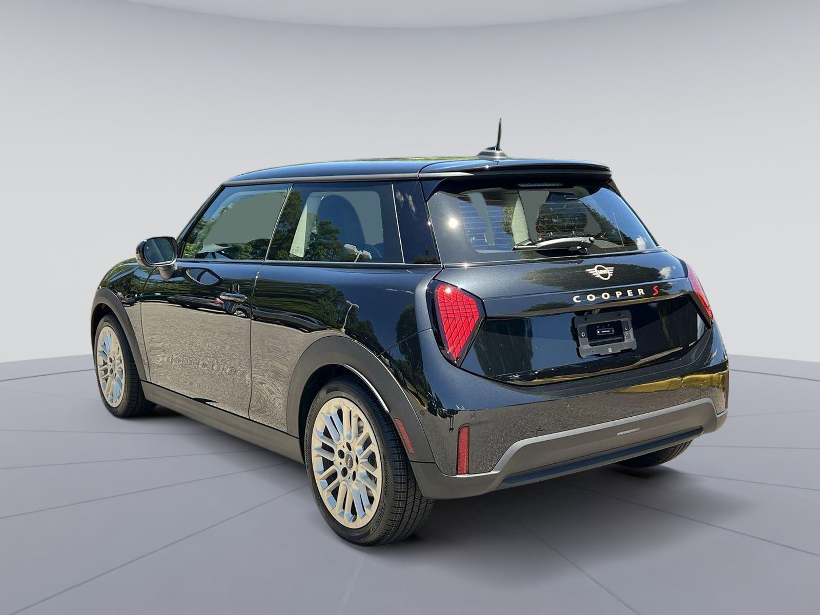 Used 2025 MINI Cooper S image 3