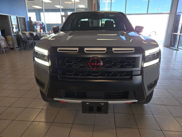 Used 2025 Nissan Frontier PRO-4X w/ Pro Convenience Package image 3