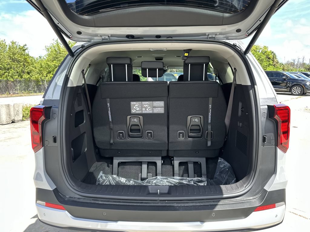 New 2026 Kia Carnival EX FWD image 7