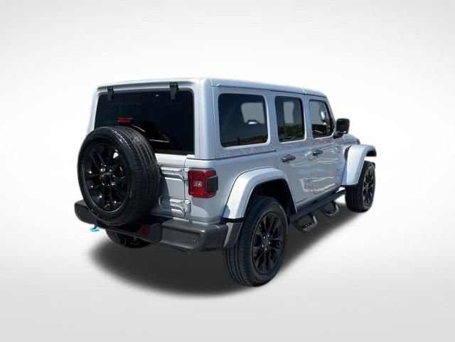 Used 2024 Jeep Wrangler Unlimited Sahara w/ Technology Group AWD/4WD image 16