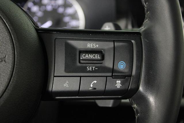Certified 2023 Nissan Pathfinder SL w/ Black Appearance Package FWD image 29
