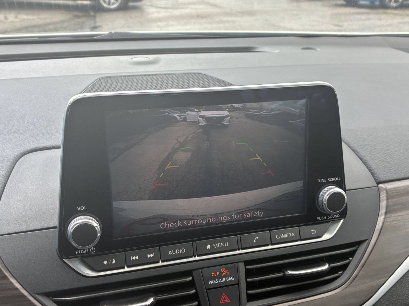 Used 2025 Nissan Altima 2.5 SV FWD image 16