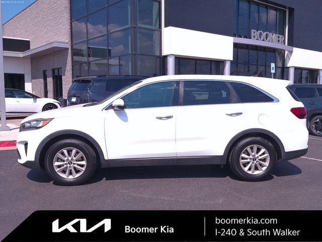Used 2019 Kia Sorento FWD image 2
