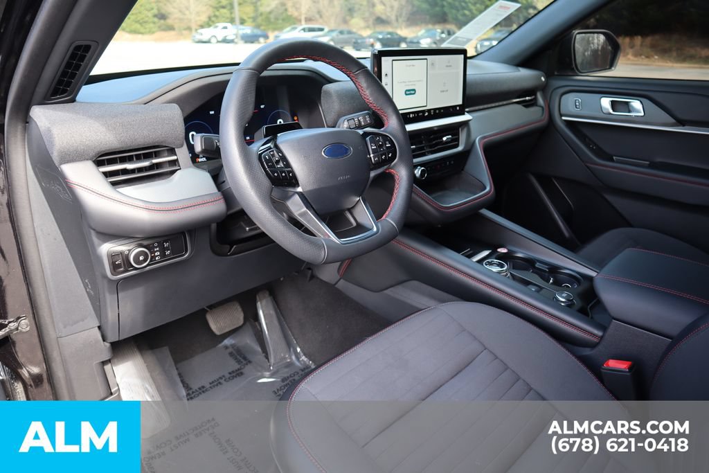 Used 2025 Ford Explorer ST-Line AWD/4WD image 9