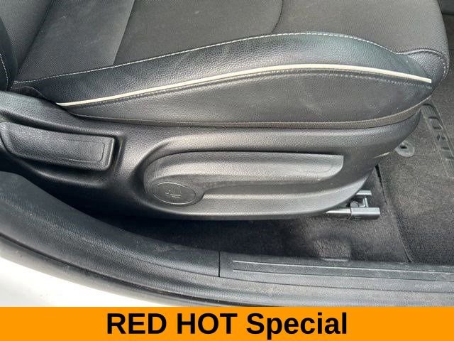 Used 2023 Kia Forte GT-Line image 47