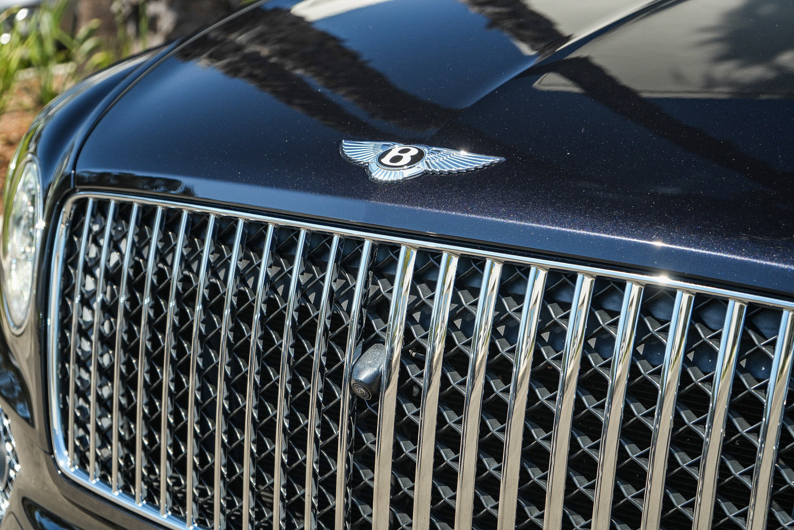 Used 2023 Bentley Bentayga Extended Wheelbase AWD/4WD image 15
