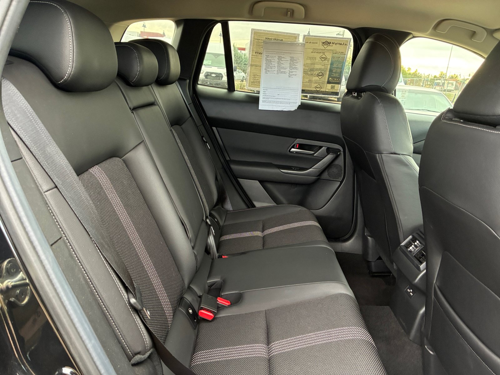 Used 2024 MAZDA CX-50 AWD 2.5 S w/ Preferred Package image 18